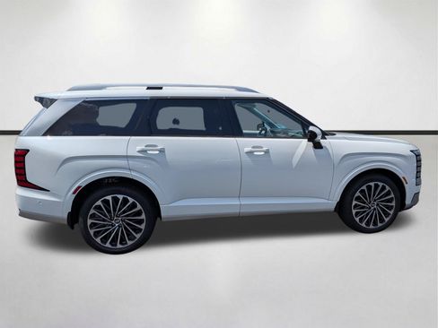 New 2026 Hyundai Palisade Calligraphy FWD image 3