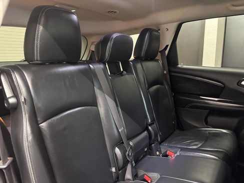 Used 2016 Dodge Journey Crossroad w/ Popular Equipment Group AWD/4WD image 25