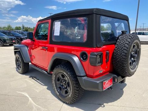 Used 2024 Jeep Wrangler Sport AWD/4WD image 3