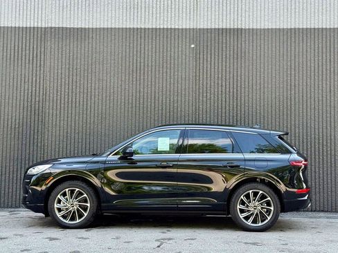 New 2025 Lincoln Corsair Grand Touring image 2