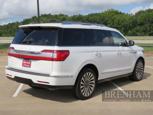 Used 2020 Lincoln Navigator Reserve w/ Luxury Package image 6
