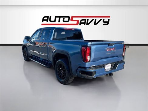 Used 2024 GMC Sierra 1500 Pro w/ Graphite Edition image 5
