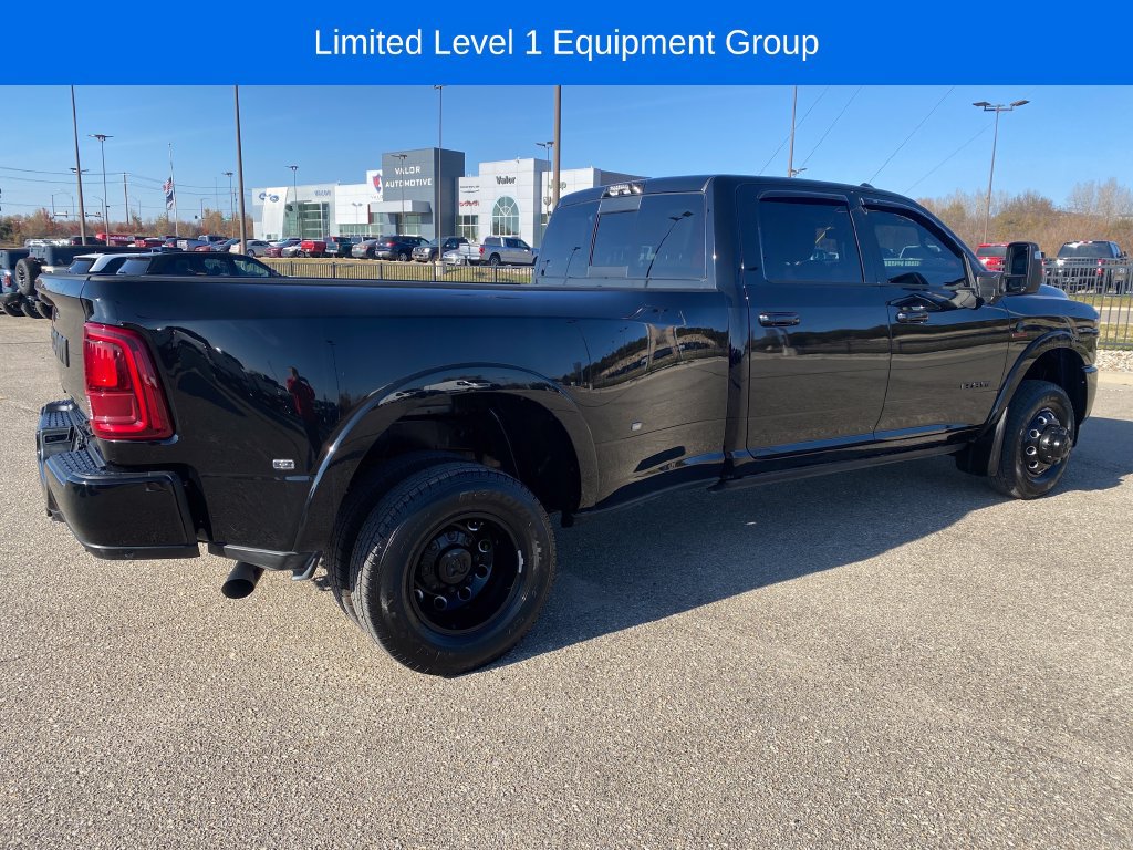 Used 2025 RAM 3500 Limited AWD/4WD image 6