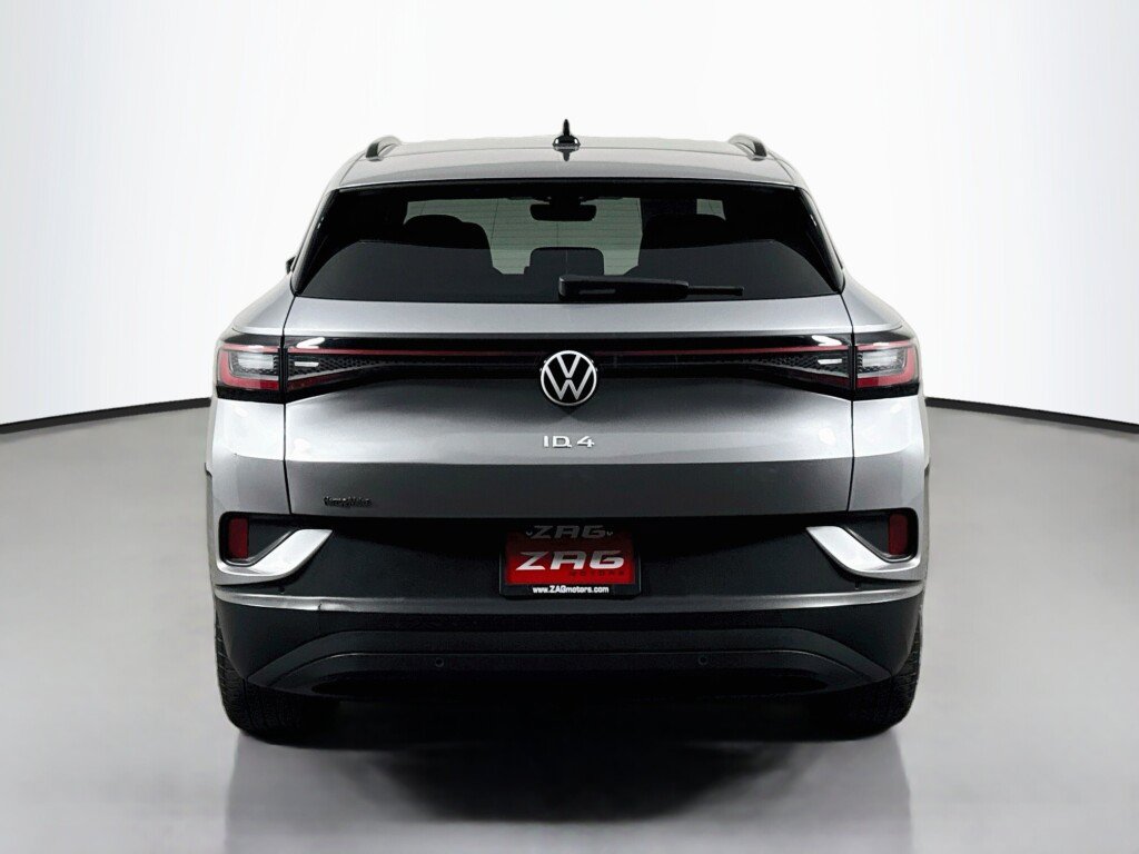 Used 2023 Volkswagen ID.4 Pro AWD/4WD image 4
