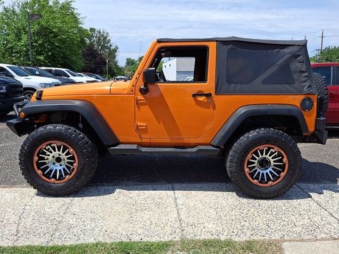 Used 2012 Jeep Wrangler Sport AWD/4WD image 2