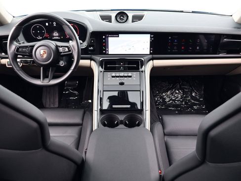 Certified 2024 Porsche Panamera image 21