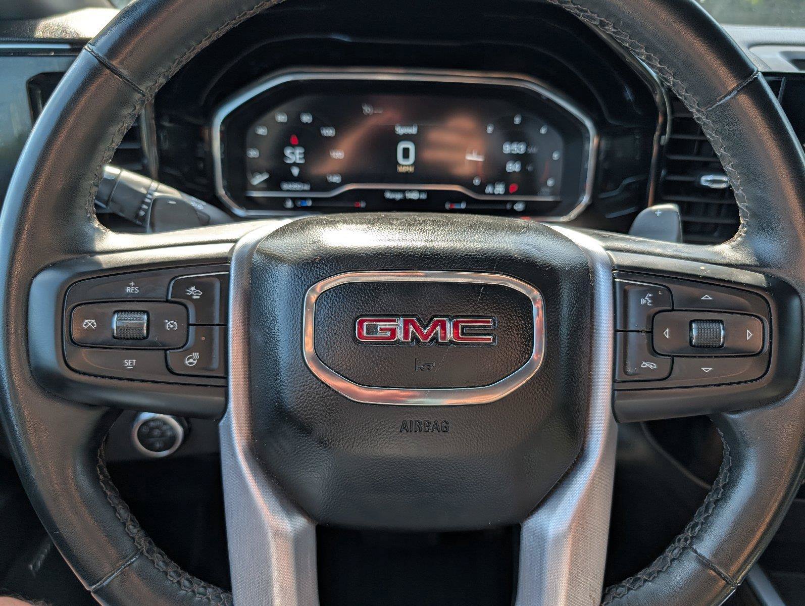 Used 2023 GMC Sierra 1500 SLT w/ SLT Premium Package AWD/4WD image 24