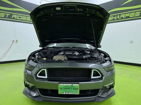 Used 2017 Ford Mustang GT w/ GT Performance Package image 4