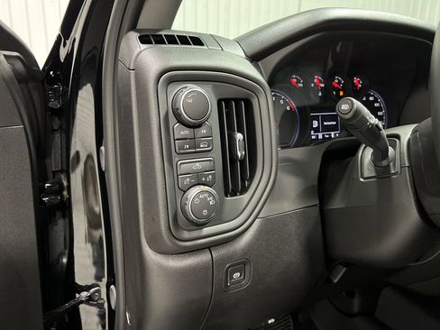 New 2026 Chevrolet Silverado 1500 Custom w/ LPO, Dark Essentials Package image 15