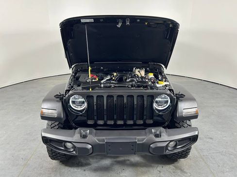 Used 2022 Jeep Wrangler Sport AWD/4WD image 29