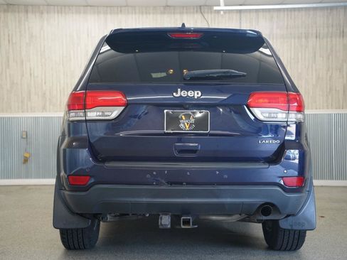 Used 2017 Jeep Grand Cherokee Laredo w/ Quick Order Package 2BE RWD image 9