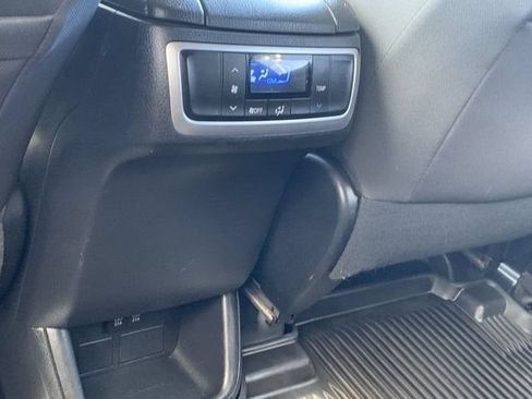 Certified 2019 Toyota Highlander LE AWD/4WD image 35
