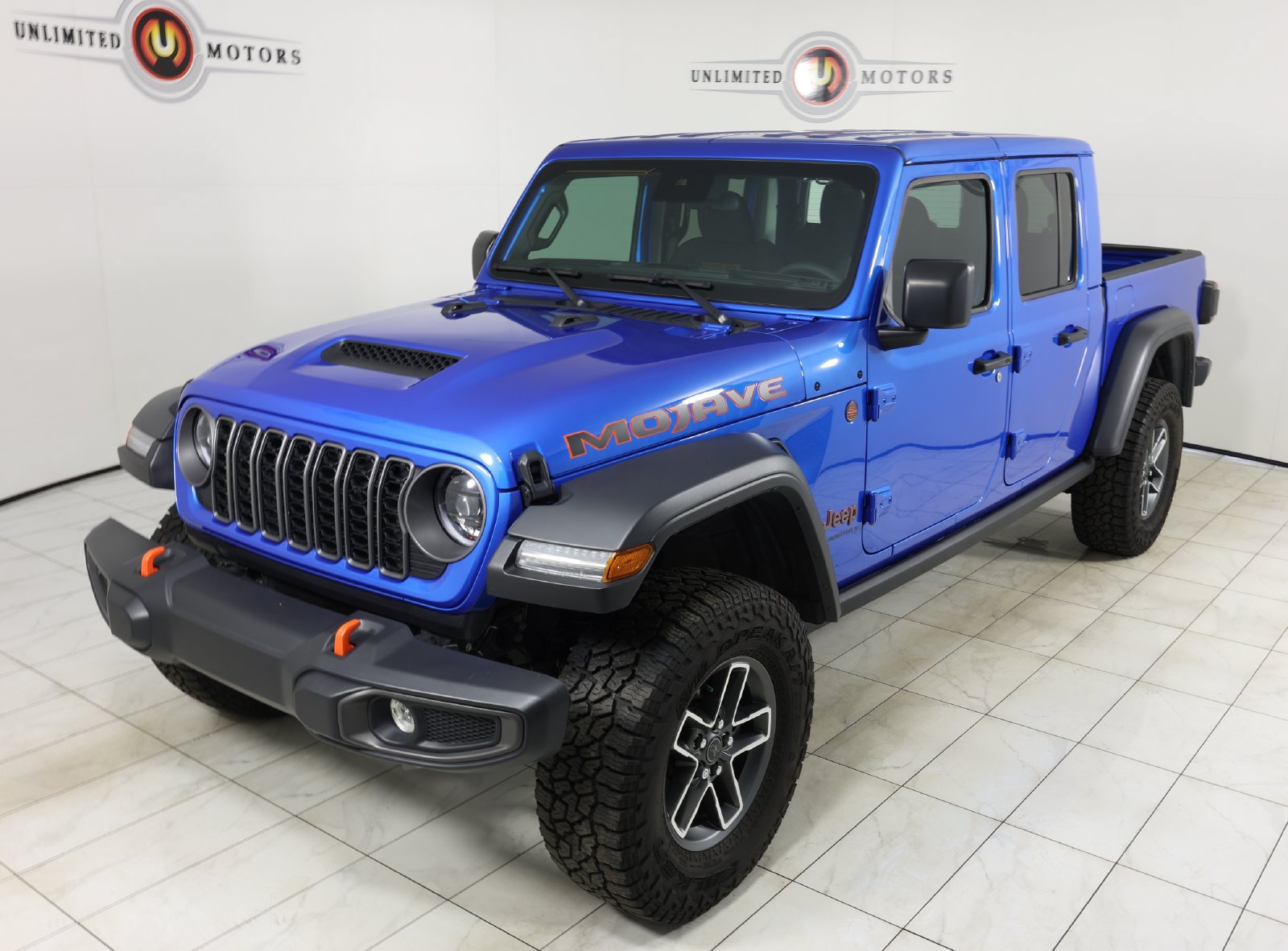 Used 2025 Jeep Gladiator Mojave w/ Convenience Group AWD/4WD image 34