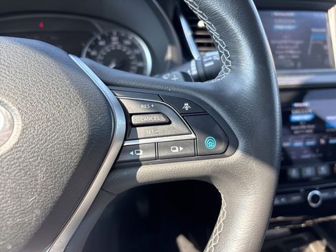 Used 2022 INFINITI QX50 Luxe image 17