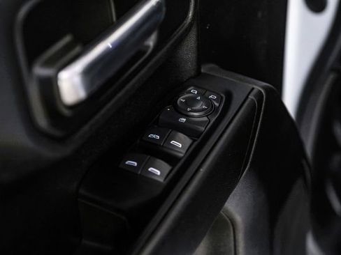 Used 2023 GMC Sierra 3500 Pro w/ Convenience Package image 37