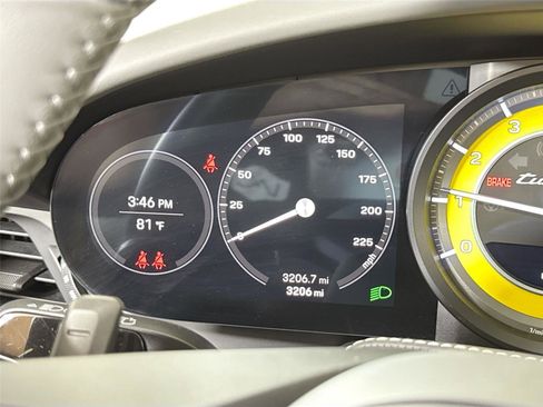 Used 2022 Porsche 911 Turbo S w/ 911 Turbo Sportdesign Package image 19