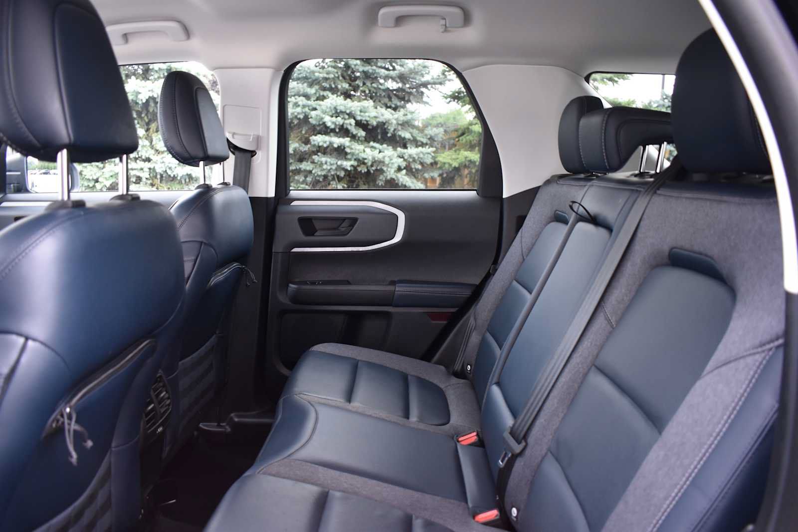 Used 2021 Ford Bronco Sport Outer Banks AWD/4WD image 19
