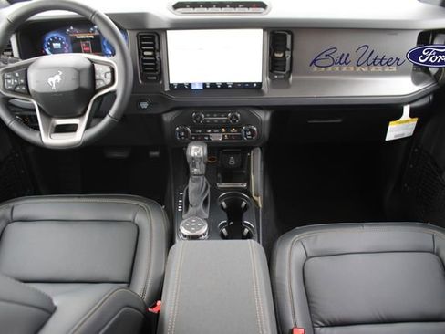 New 2026 Ford Bronco Badlands image 12