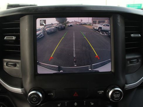 Used 2019 RAM 1500 Big Horn AWD/4WD image 32