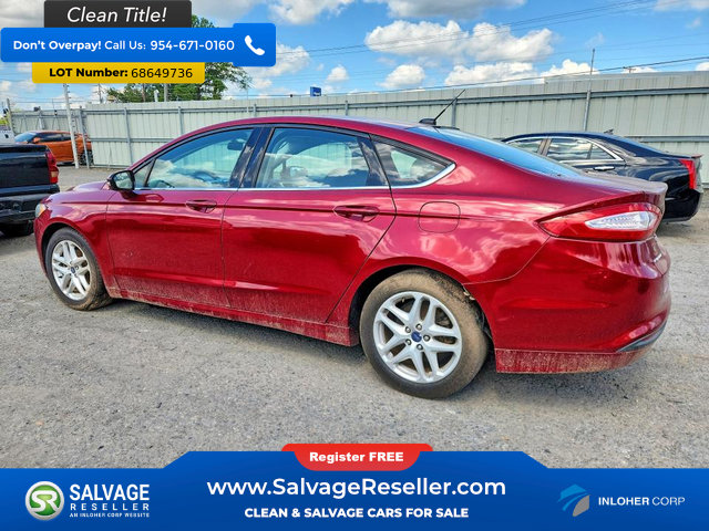 Used 2015 Ford Fusion SE FWD image 3