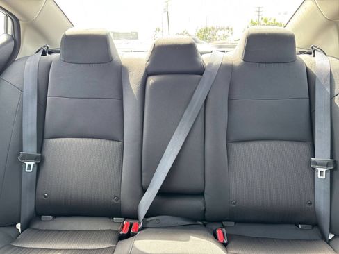Used 2025 Nissan Altima 2.5 SV FWD image 39