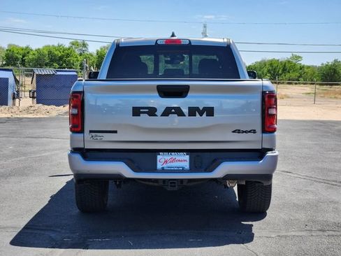 Used 2025 RAM 1500 Big Horn AWD/4WD image 4