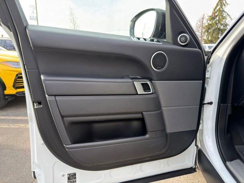 Used 2019 Land Rover Range Rover Sport HSE Dynamic image 12