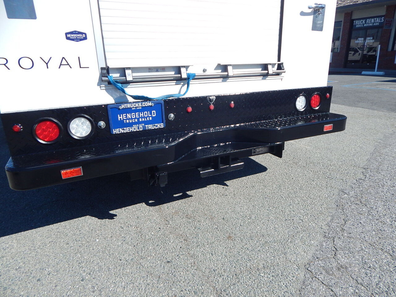 Used 2019 Ford Transit 350 138 DRW w/ Premium Package RWD image 14
