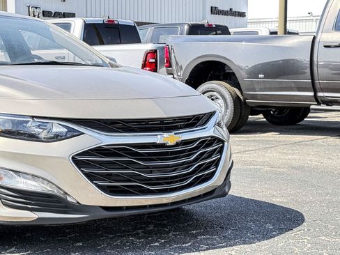 Used 2024 Chevrolet Malibu LT FWD image 7