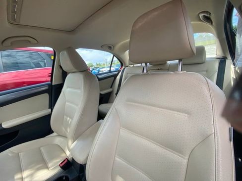 Used 2018 Volkswagen Jetta SE FWD image 11