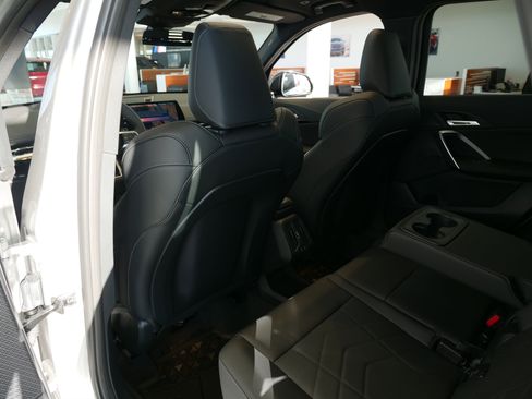 New 2026 BMW X1 xDrive28i w/ Technology Package image 14