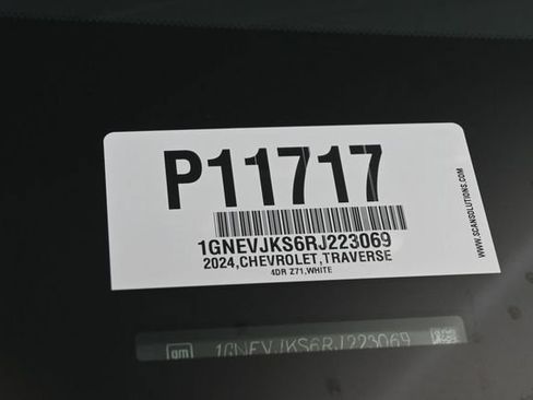 Used 2024 Chevrolet Traverse Z71 w/ LPO, Floor Liner Package AWD/4WD image 42