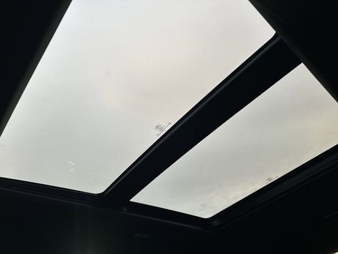 Used 2021 Ford Explorer ST w/ Equipment Group 401A image 23