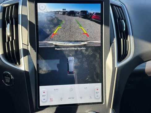 Used 2024 Ford Edge SEL w/ Convenience Package image 24