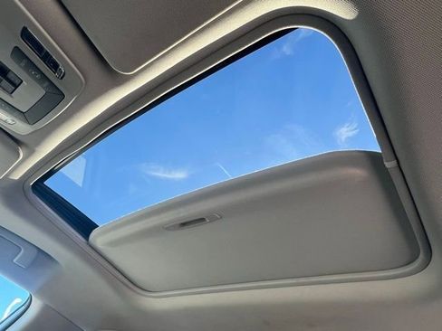 Certified 2024 Toyota Sienna LE image 38