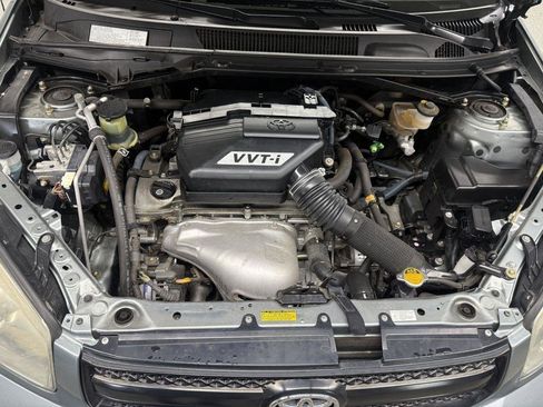 Used 2004 Toyota RAV4 4WD image 36