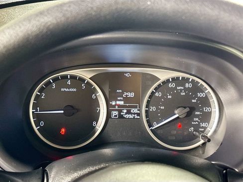 Used 2024 Nissan Kicks S image 14