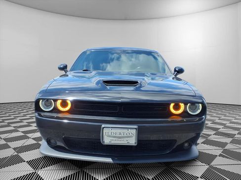 Used 2022 Dodge Challenger GT w/ Blacktop Package RWD image 2