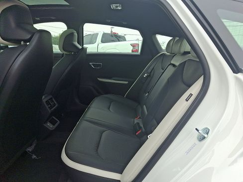 New 2025 Kia K4 GT-Line Turbo FWD image 6