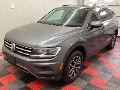 Used 2019 Volkswagen Tiguan SE w/ Panoramic Sunroof Package
