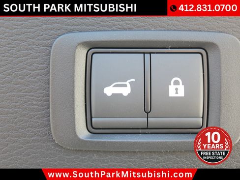 New 2025 Mitsubishi Outlander SE image 31