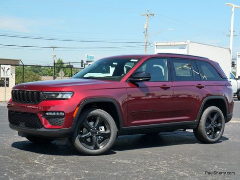 New 2025 Jeep Grand Cherokee Limited w/ Black Appearance Package image 7