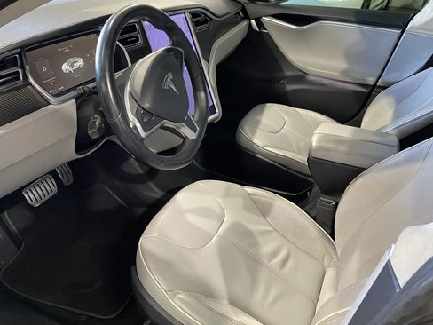 Used 2013 Tesla Model S Performance image 11