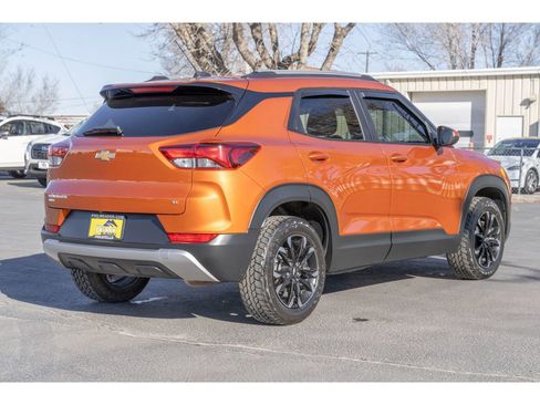 Used 2022 Chevrolet TrailBlazer LT image 3