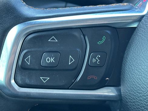 Used 2022 Jeep Wrangler Unlimited Sahara image 27