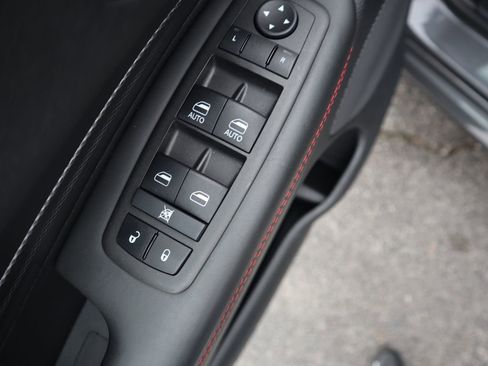 Used 2024 Dodge Durango GT image 23