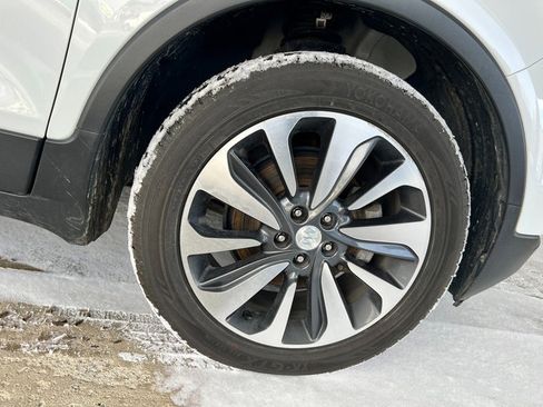 Used 2021 Buick Encore Preferred image 13