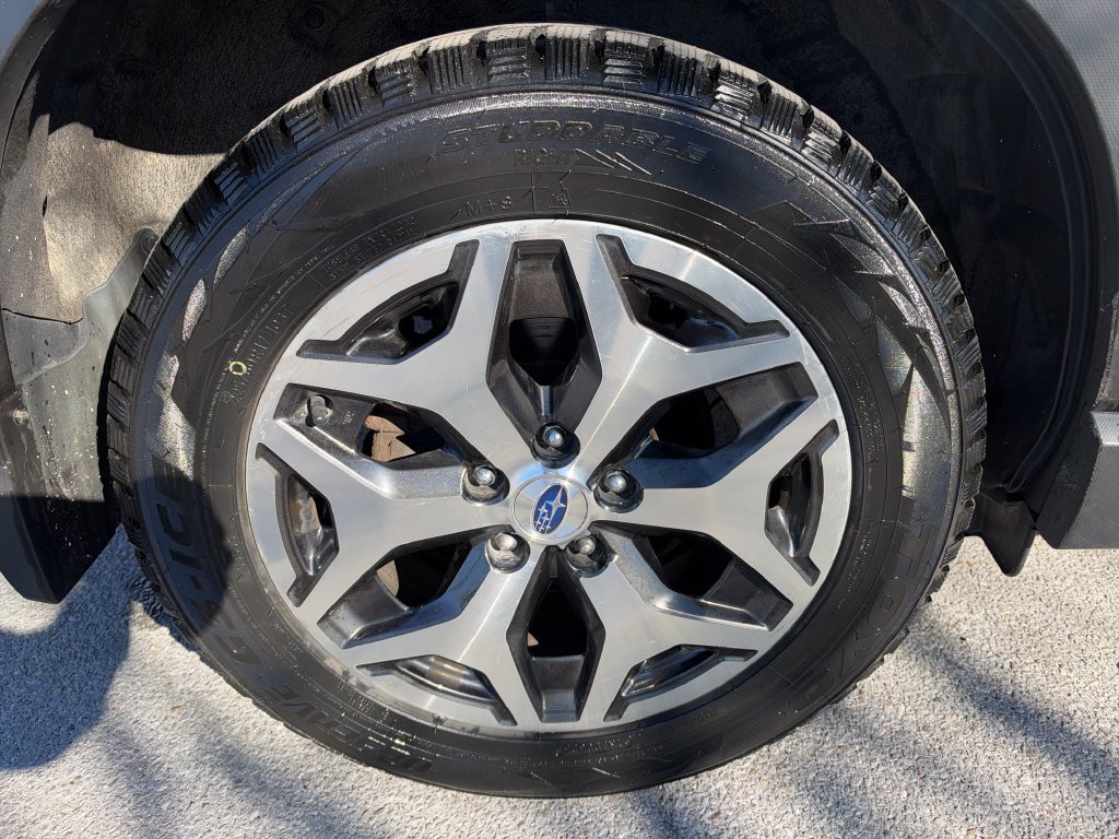 Used 2020 Subaru Forester Premium AWD/4WD image 17