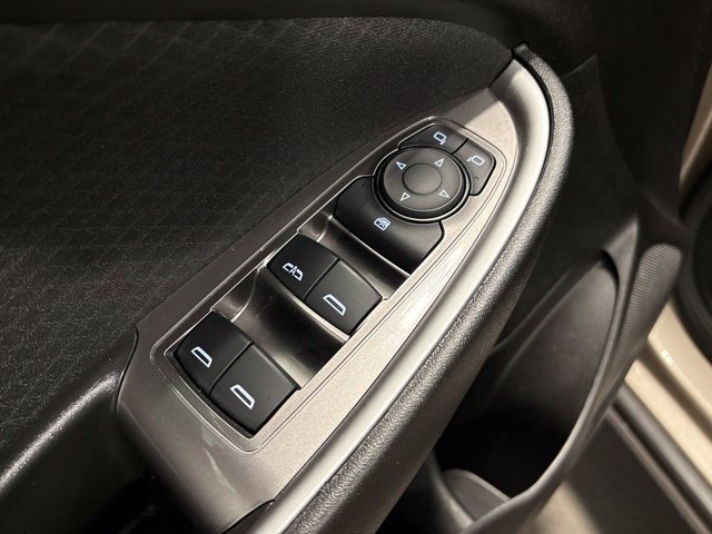 Used 2025 Chevrolet Malibu LT FWD image 11