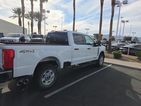 Used 2025 Ford F250 XLT image 2